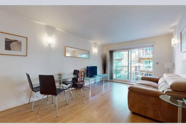 Excel O2 Stylish Dockside Warehouse Apartment - Greenwich