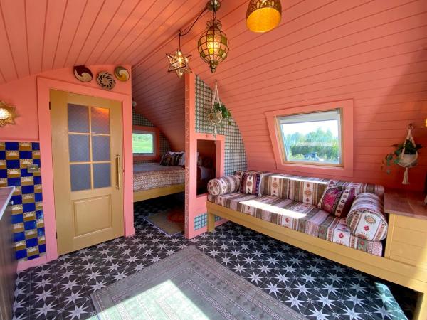 Nomad Glamping Pod & Hot Tub - Rutland