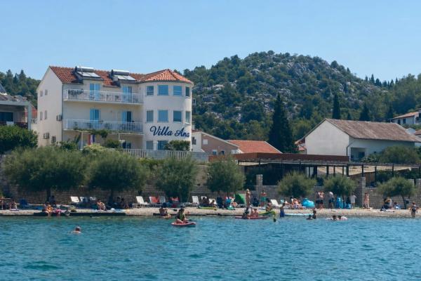 Villa Ante Apartments - Ploče