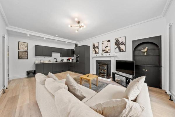 Comfortable 4-bed Apartment In Hawick With Fast Wifi - Hawick