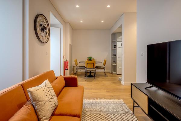 Glasgow Industrial 2br Apartment - Almada