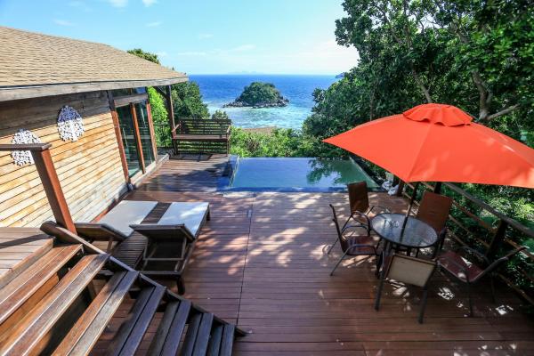 Na fotografii je vidět objekt Serendipity Beach Resort Koh Lipe nacházející se ve městě Ko Lipe.