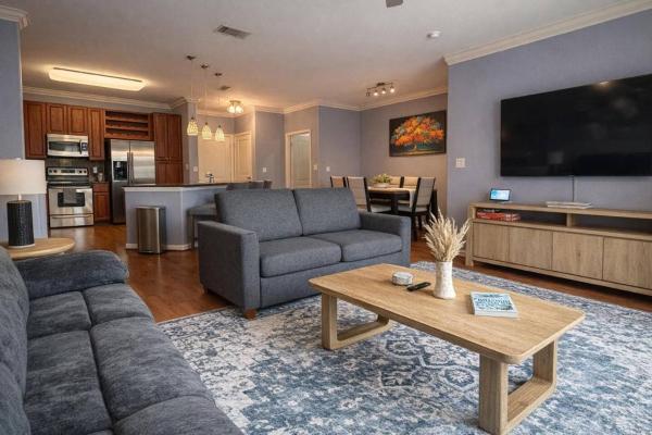 Peaceful Stay In Heart Of Houston Medical Center - Houston, TX
