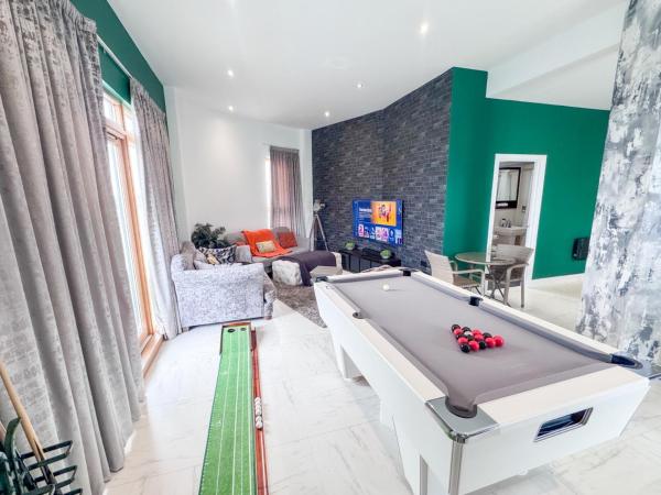Leeds Dock Penthouse By Furnished Accommodation - Free Parking, Walk To Everything In Leeds, Royal Armouries - Leeds