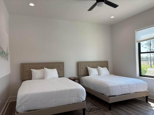 Coastal Home Near Beaches And Shopping - Port St. Joe, FL