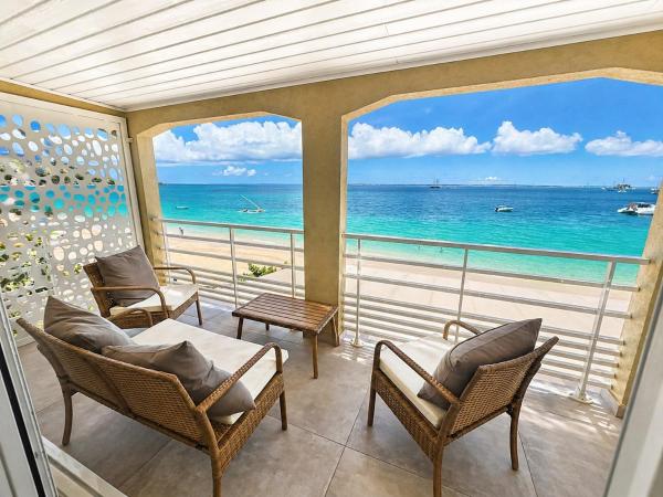 Suite 8 Mogador Residence, 1BR, brand-new, rare & luxury, exceptional view, Grand Case