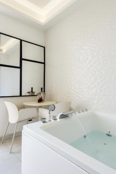 Suite Luxe Jacuzzi - Cannes