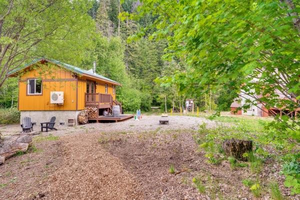 Nella foto è visibile l'oggetto Cle Elum Cabin on the Yakima River! situato nella città di Nelson.