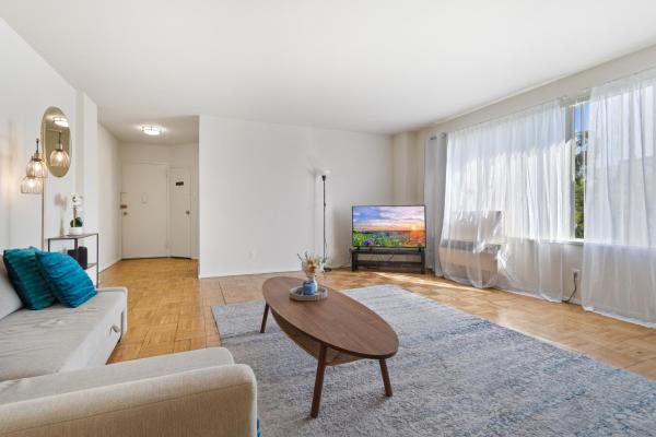 Walk To The Grove - Spacious 2br 2ba Parking - Los Angeles