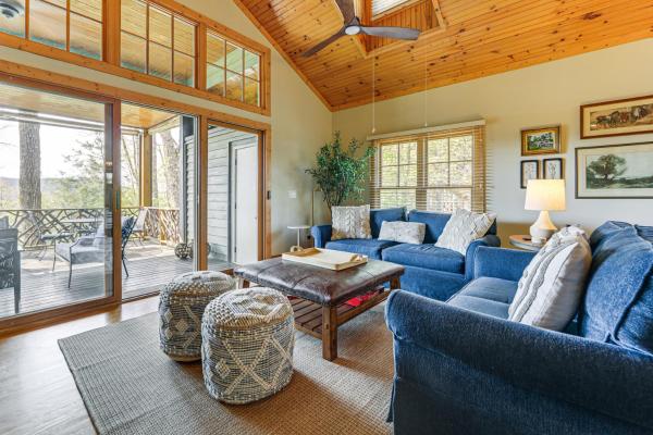 Close To Lake Glenville & Golf! Mtn-view Retreat - Highlands, NC