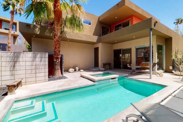 Paradise Views Townhome - Palm Springs, CA