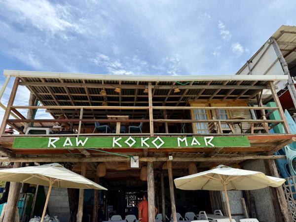 A la foto es mostra l'objecte Raw KokoMar CasaNativa situat a la ciutat de Barú.