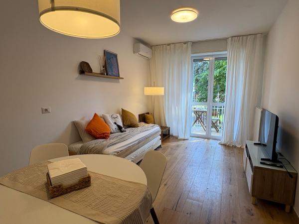 Apt San Siro-duomo-rho Fiera Free Parking And Pet Friendly Near Metro Qt8 And Lotto - Milan