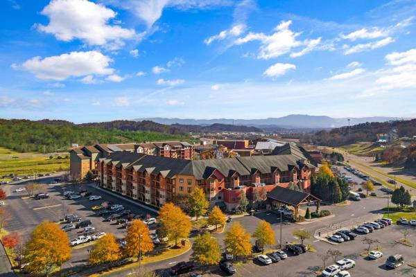 På billedet ses objektet Club Wyndham Great Smokies Lodge beliggende i byen Catlettsburg.