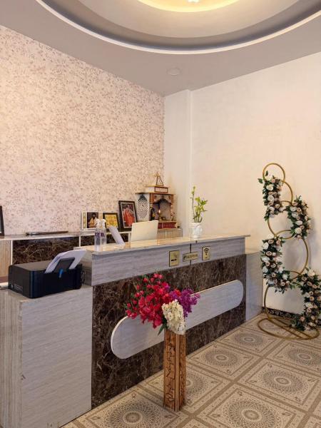 The Royal Vintage Resort - Khatima