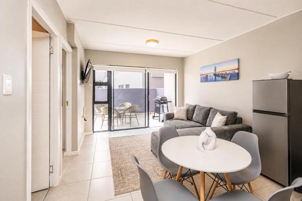 Arch House Langebaan - Modern Stay Near Beach & Club Mykonos - Langebaan