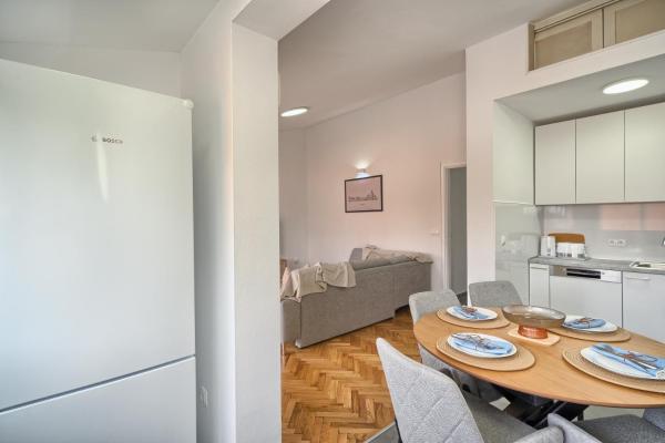 Billede 3: A 2 spacious apt w big balcony 4 min walk to beach