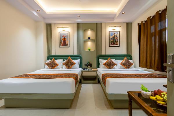 Hotel Golden Wings 2 mnts New Delhi railway station, New Delhi