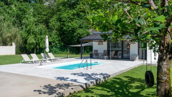 Muiños Pool&garden En Tuy Muy Cerca De Portugal - Galicia