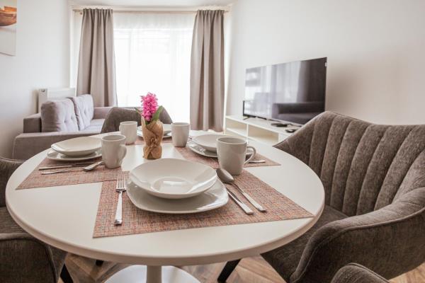 Grey Harmony - Po prostu Apartament w Centrum Wrocławia 5 min od Rynku by UniqueRent, Breslau