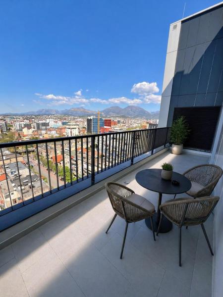 Skyview Luxury Apartment 12th Floor Panorama, City Center - Tirana