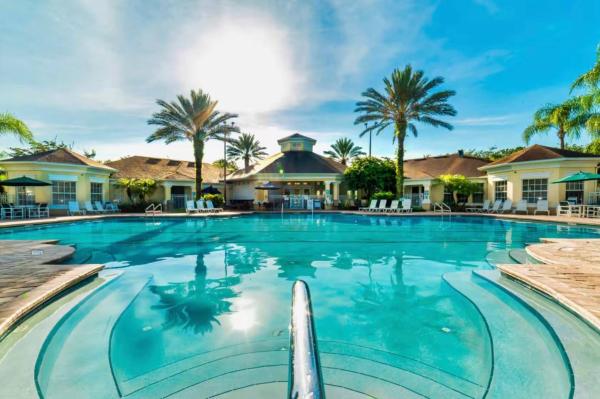 Windsor Palms Condo - Resort Pool Hot Tub- Near Disney - Toy Story Land, Lake Buena Vista