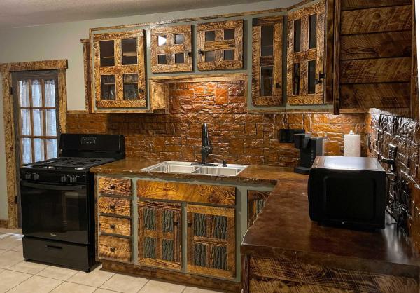 The Miner's Getaway In Lead Sd - Deadwood, SD