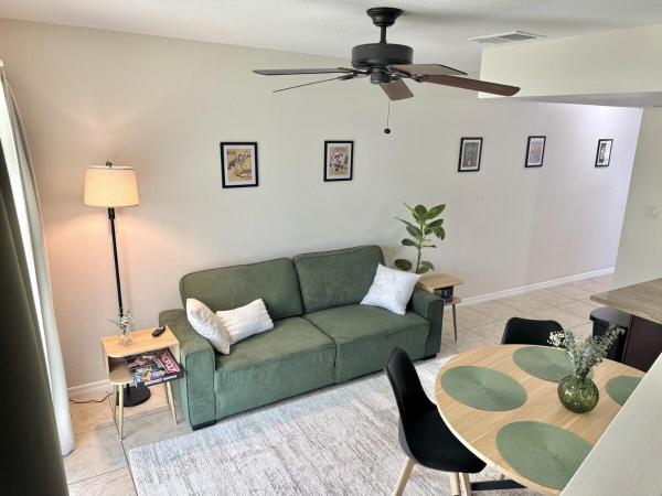 Cozy Family Townhome With Pool Near Disney - Kissimmee, FL