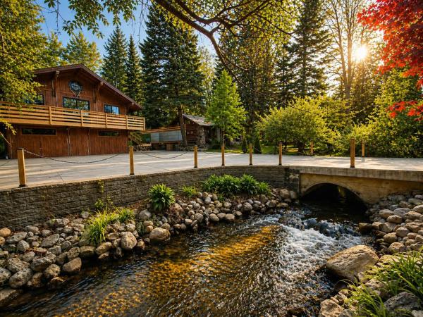 Exclusive 2 Chalet Stay-hottub-fireplace-beachside - Traverse City, MI