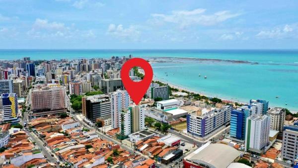 A la foto es mostra l'objecte Galés da Pajuçara | 2 Quartos vista mar (Piscina) situat a la ciutat de Maceió.