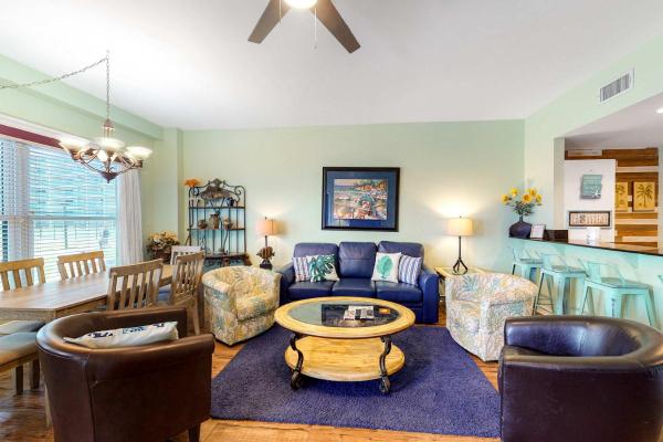 Adorable Beach Condo W Shared Pool Gulf Views Private Balcony & Wifi - Alabama