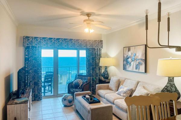 Bright & Breezy Condo With Gulf View Pools & Beach Access - Alabama