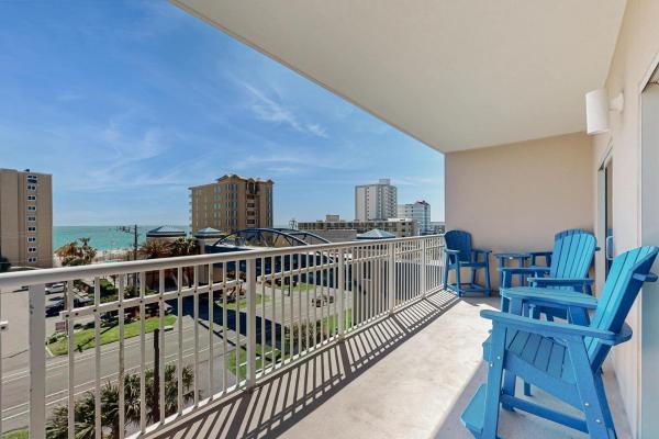 Beachview Condo With Shared Indoor And Outdoor Pool Beach Acces And Wifi - Alabama