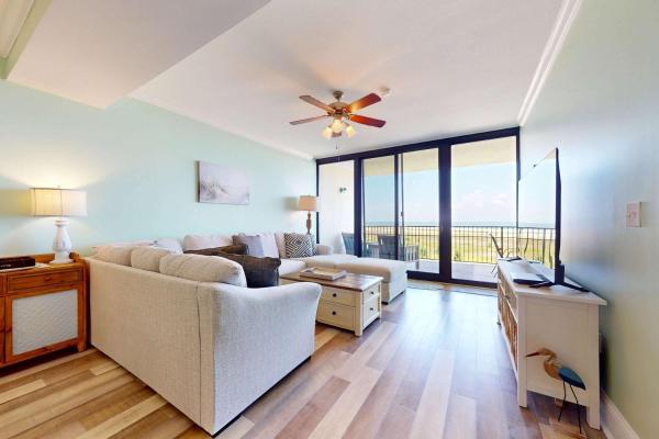 Beachfront Condo With Pool Private Balcony And Laundry - Dauphin Island, AL