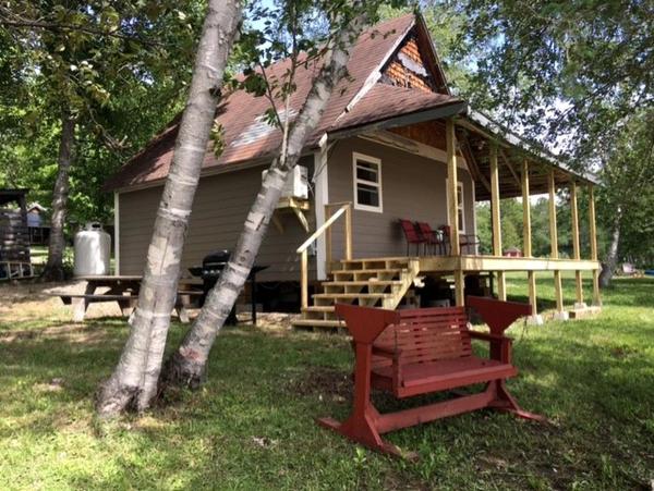 Impressive Cabin With Nice Sights In Portage Lake, Maine - Maine
