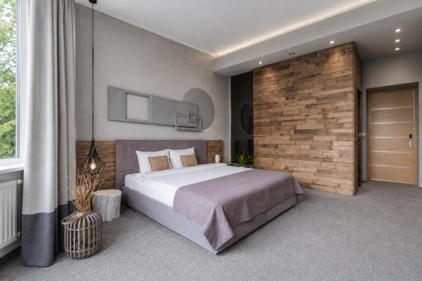 A la foto es mostra l'objecte Poet Art Hotel situat a la ciutat de Odessa.