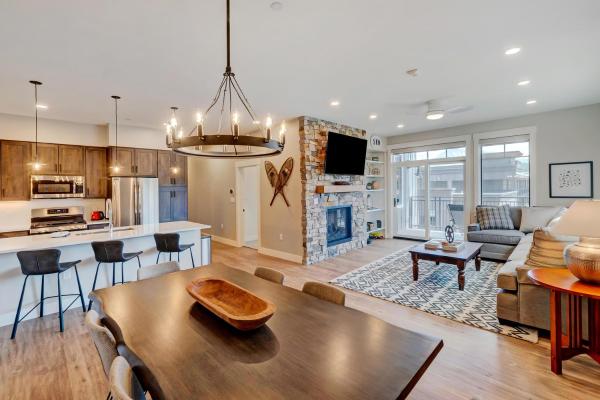 Downtown Wp Loft 305 I Huge Hot Tub I Great Views I Heated Garage I Discounted Attractions - Colorado