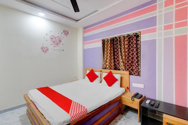 A la foto es mostra l'objecte Hotel O Holiday Prime situat a la ciutat de Mansar.