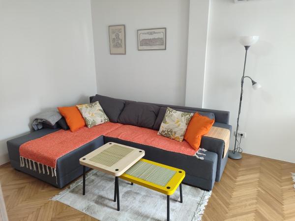 Slavija Square Apartment - Belgrado