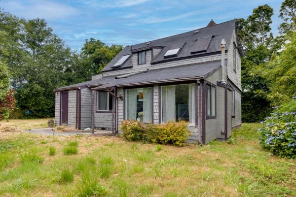 Historic Oregon Home: Walk To Parks & Dining! - Astoria, OR