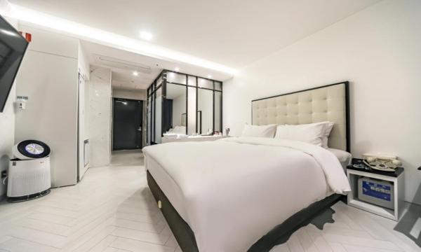 A la foto es mostra l'objecte K Story House LOVE HAPPY situat a la ciutat de Daegu.