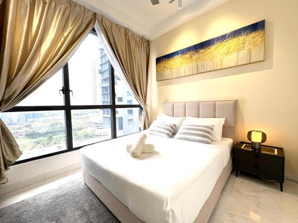 Setia Sky88 Modern Chic Suite Sunset Pool View 3km To Jb Ciq Sks City Mall 3r2b 7pax - Johor Bahru