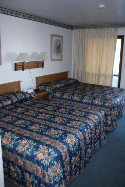 Na fotografii je vidět objekt Viking Jr. Motel nacházející se ve městě Saint Peter.