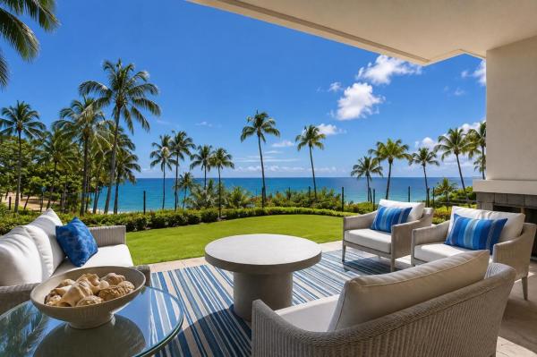 Oceanfront 3-bedroom Luxury Villa At The Resort At Kapalua Bay With Daily Housekeeping Spa And Free Rental Car Mon-1205 By Kbm - Kapalua Bay Beach, HI