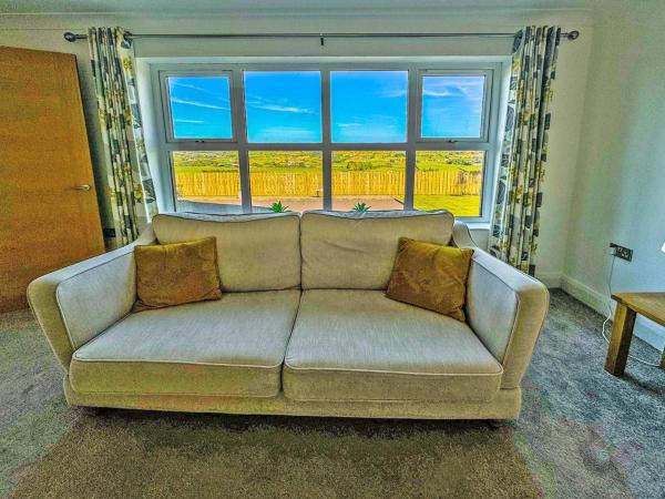 Foto 4: 4 Bed in Glenarm oc-ii15925