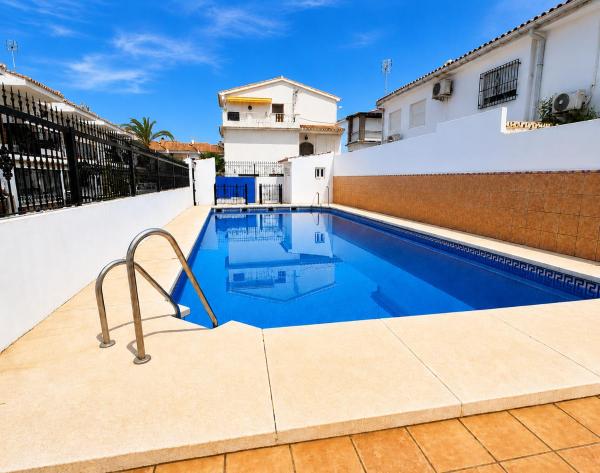 Casa Sol De Algarrobo - Piscina Y Playa A 3 Minutos - Vélez-Málaga