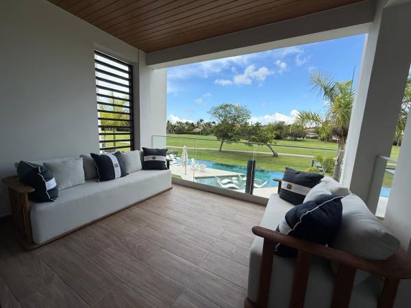 A la foto es mostra l'objecte Cocotal 2beds apartament Golf Course Melia Beach PC RD situat a la ciutat de Punta Cana.