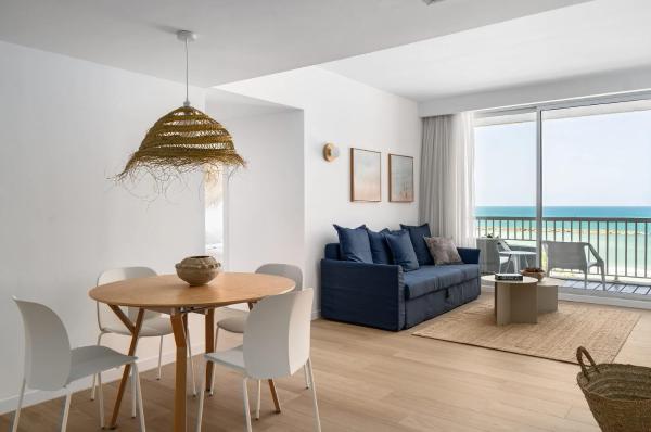 Modern 2br Steps To Beach By Holyguest - Tel Awiw