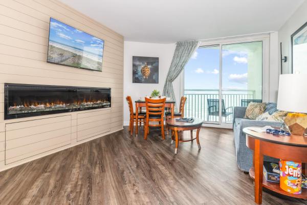 Oceanview King Suite Wd Pools Hot Tubs - Myrtle Beach, SC