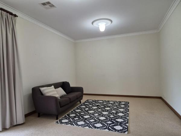Quiet Family Home Near Adelaide Cbd - Myrtle Bank - Blackwood